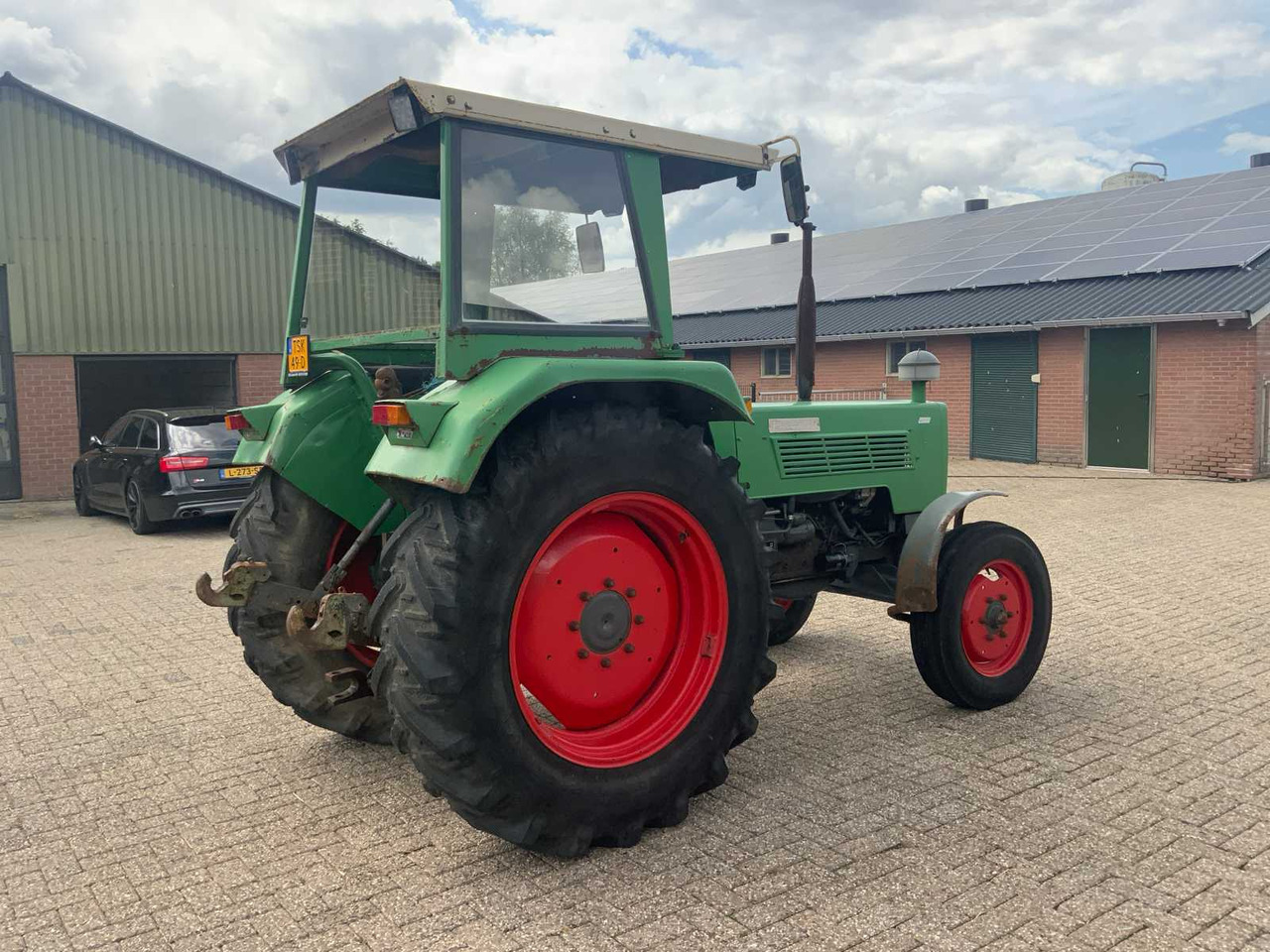 Fendt Farmer 108S - טרקטור חקלאי: תמונה 4 Fendt Farmer 108S - טרקטור חקלאי: תמונה 4
