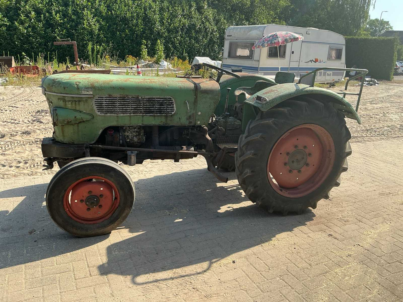 Fendt Farmer 2-FW139/3 - טרקטור חקלאי: תמונה 2 Fendt Farmer 2-FW139/3 - טרקטור חקלאי: תמונה 2
