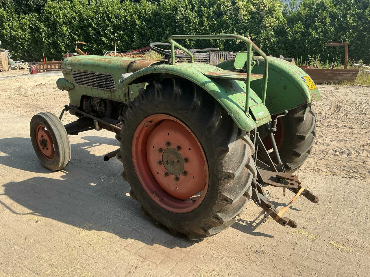 Fendt Farmer 2-FW139/3 - טרקטור חקלאי: תמונה 3 Fendt Farmer 2-FW139/3 - טרקטור חקלאי: תמונה 3