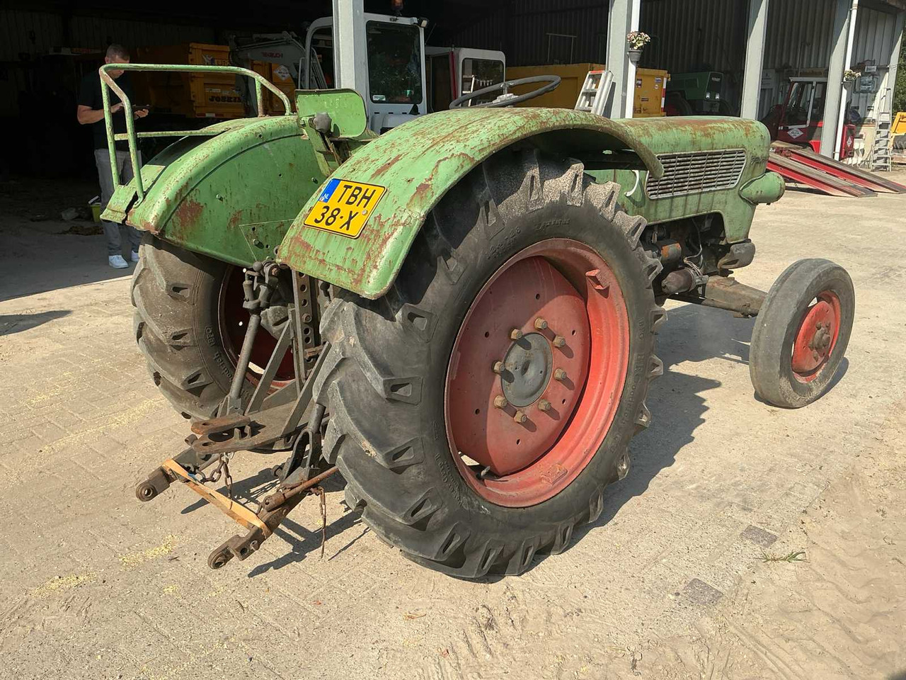 Fendt Farmer 2-FW139/3 - טרקטור חקלאי: תמונה 5 Fendt Farmer 2-FW139/3 - טרקטור חקלאי: תמונה 5