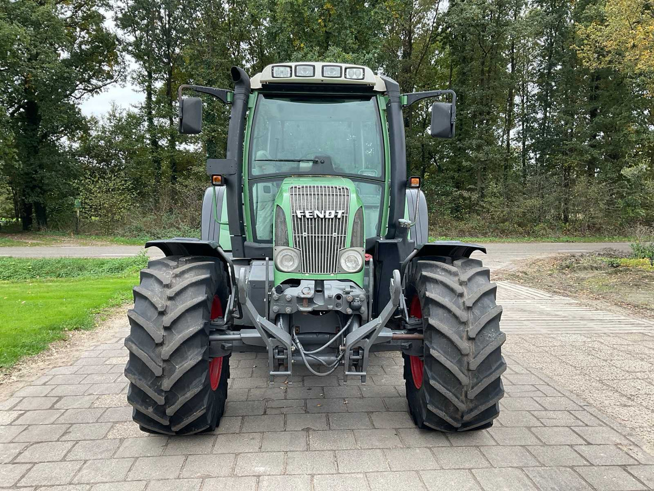 Fendt Farmer 410 Vario - טרקטור חקלאי: תמונה 2 Fendt Farmer 410 Vario - טרקטור חקלאי: תמונה 2