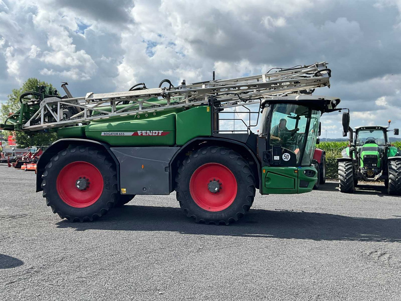 Fendt Rogator 655 - מרסס: תמונה 4 Fendt Rogator 655 - מרסס: תמונה 4