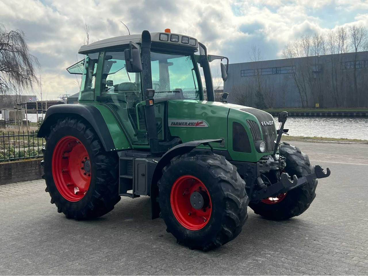 Fendt Vario 410 - טרקטור חקלאי: תמונה 5 Fendt Vario 410 - טרקטור חקלאי: תמונה 5