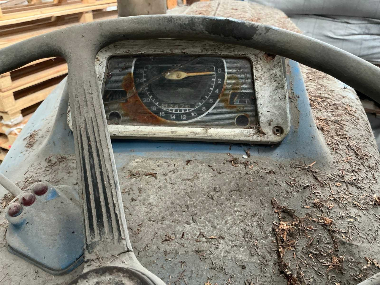 טרקטור חקלאי Ford 3000: תמונה 17