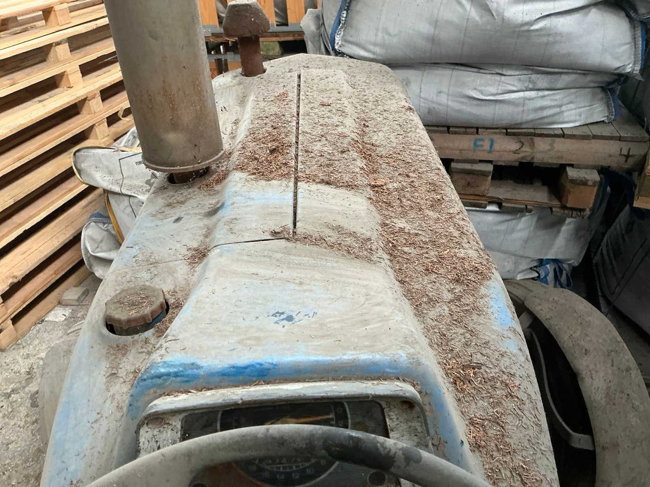 טרקטור חקלאי Ford 3000: תמונה 19