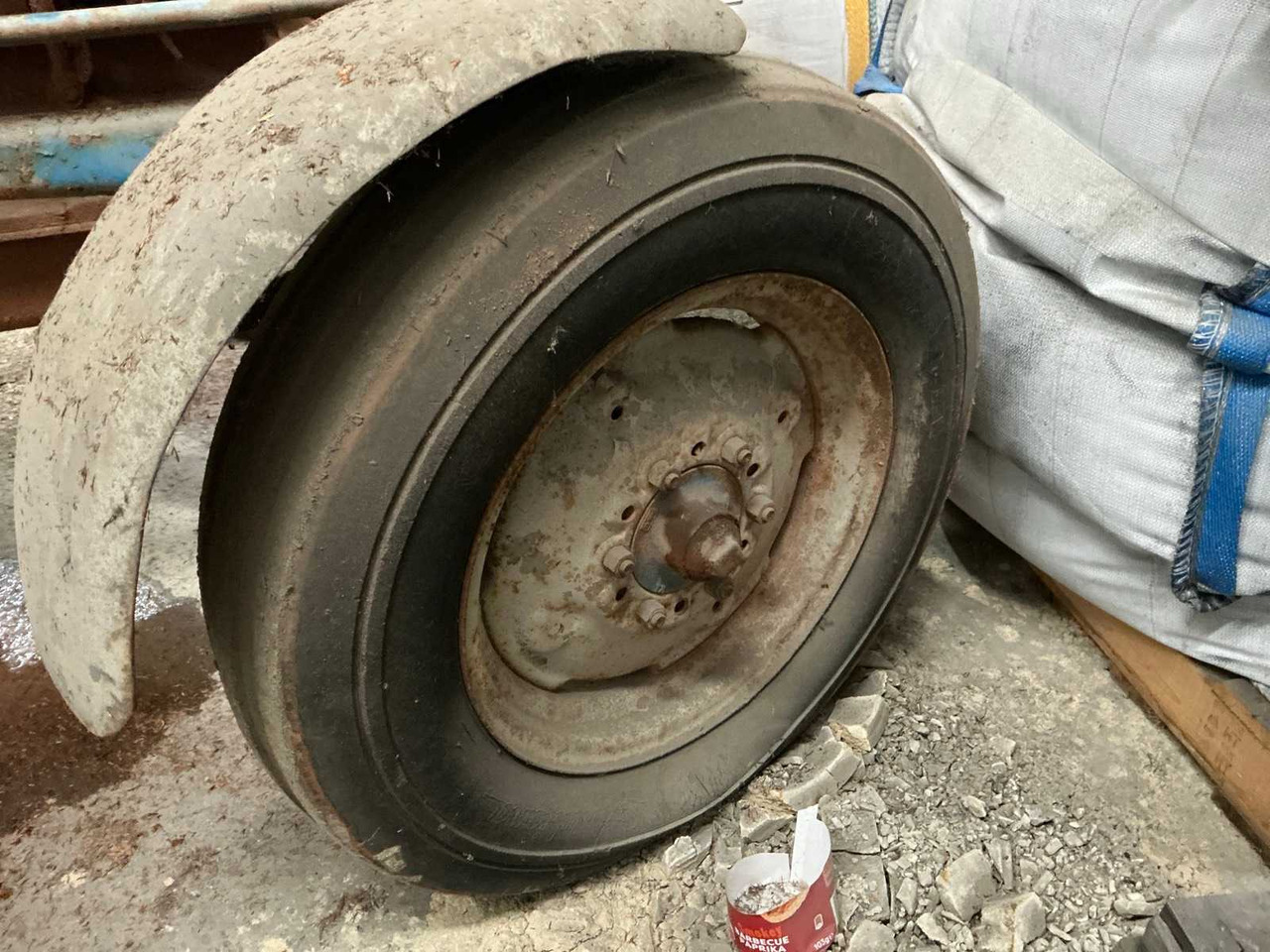 טרקטור חקלאי Ford 3000: תמונה 23