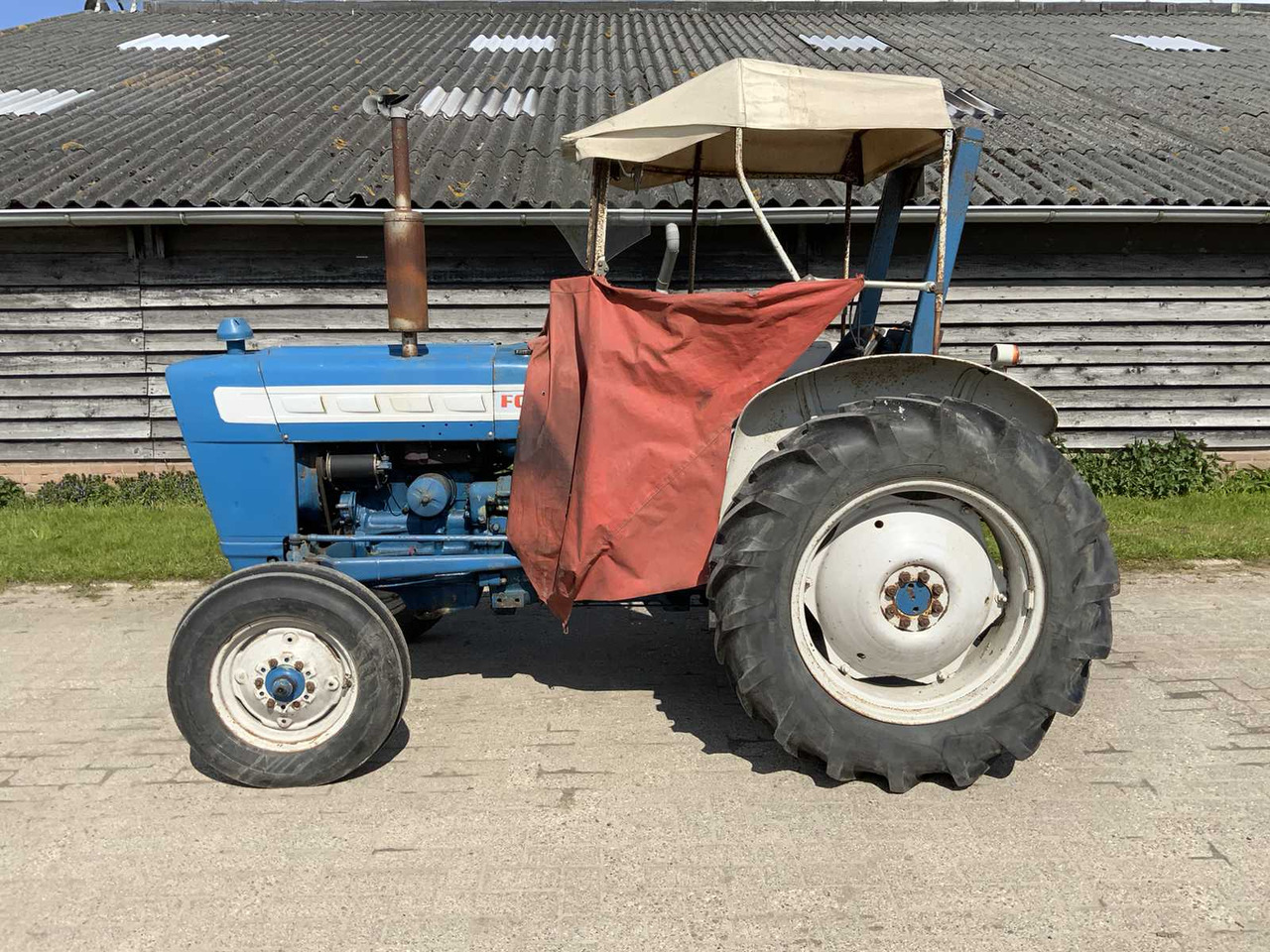 Ford 3000 - טרקטור חקלאי: תמונה 2 Ford 3000 - טרקטור חקלאי: תמונה 2