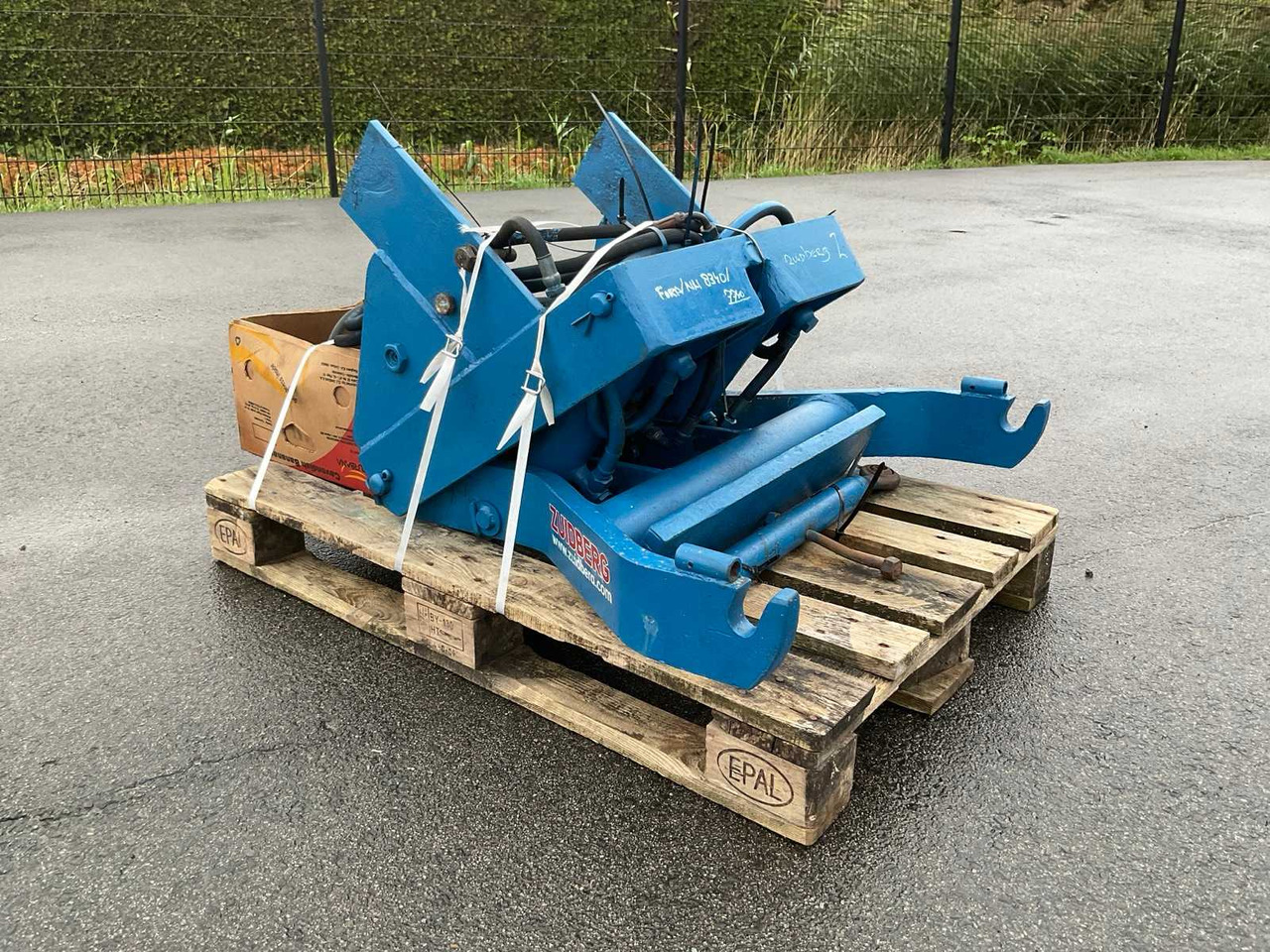 Ford / New Holland 10/40/TW serie Zuidberg - מעמיס קדמי לטרקטור: תמונה 1 Ford / New Holland 10/40/TW serie Zuidberg - מעמיס קדמי לטרקטור: תמונה 1