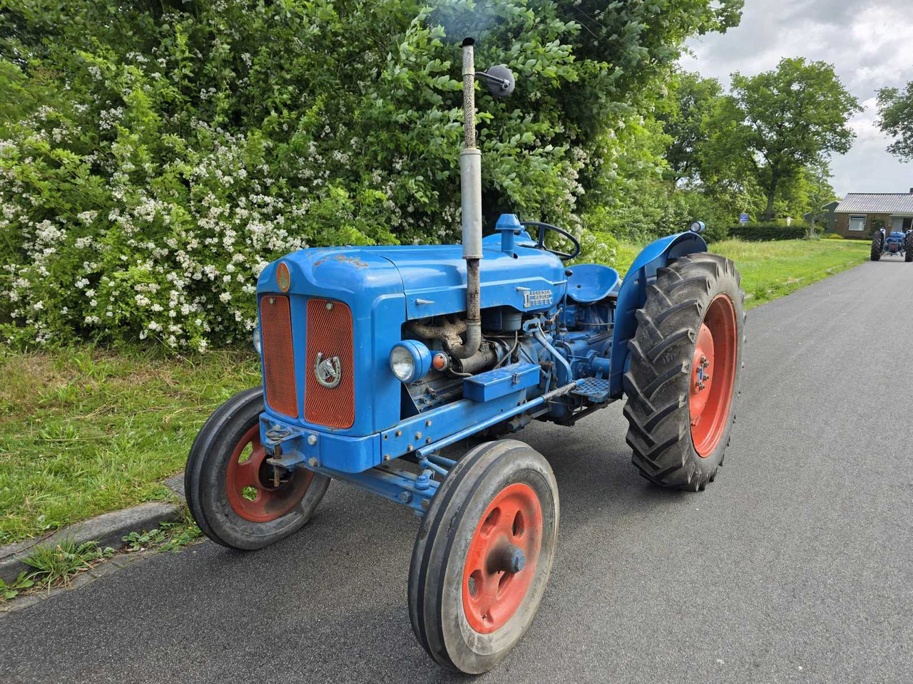 Fordson Major - טרקטור חקלאי: תמונה 1 Fordson Major - טרקטור חקלאי: תמונה 1