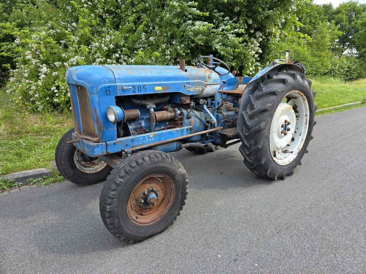 Fordson Major - טרקטור חקלאי: תמונה 1 Fordson Major - טרקטור חקלאי: תמונה 1