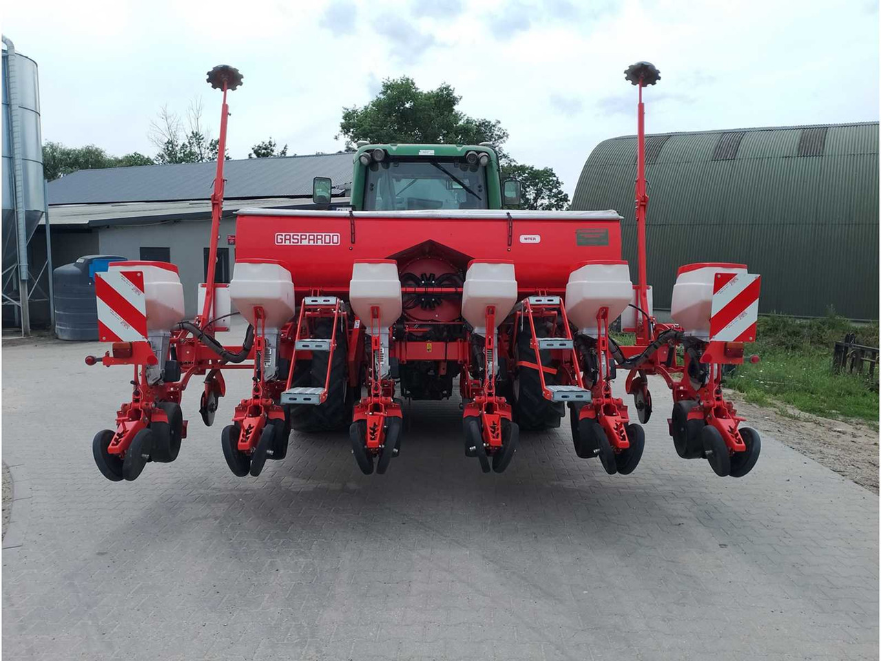 GASPARDO MTER Isotronic 300 6ROW - ציוד זריעה: תמונה 3 GASPARDO MTER Isotronic 300 6ROW - ציוד זריעה: תמונה 3