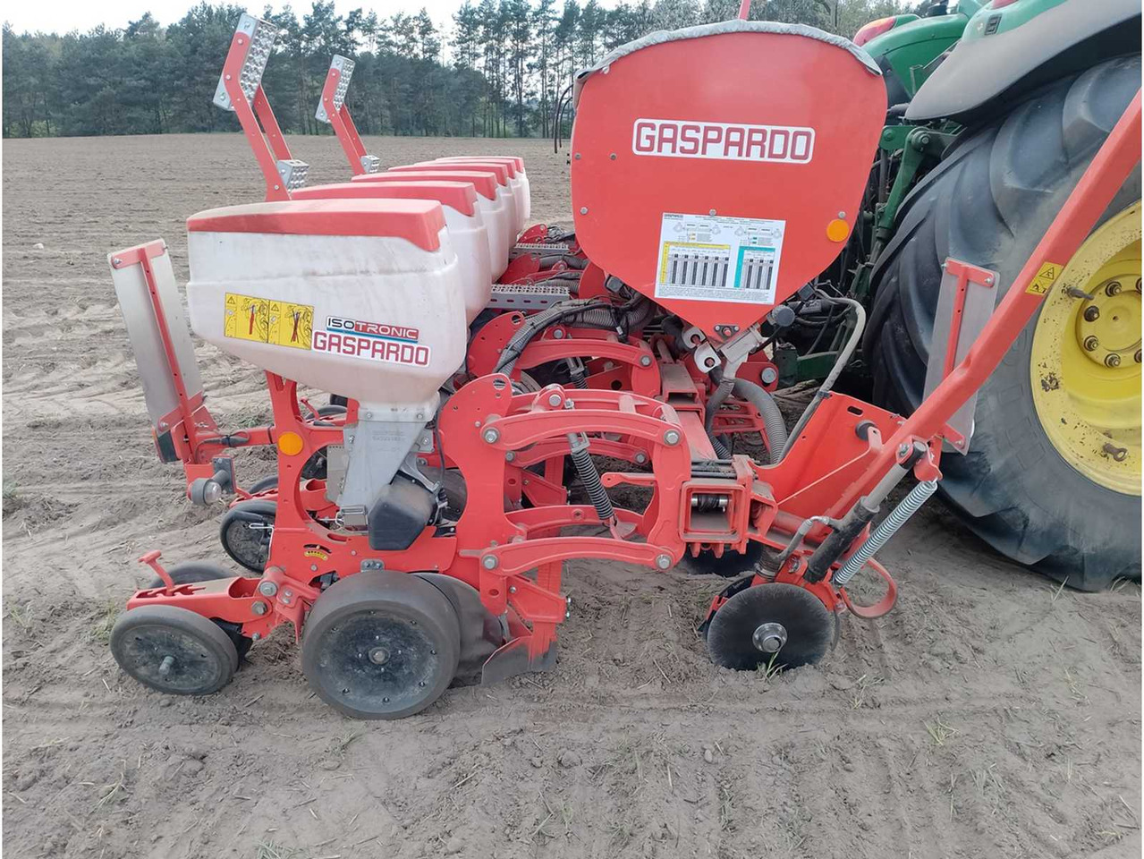 GASPARDO MTER Isotronic 300 6ROW - ציוד זריעה: תמונה 5 GASPARDO MTER Isotronic 300 6ROW - ציוד זריעה: תמונה 5