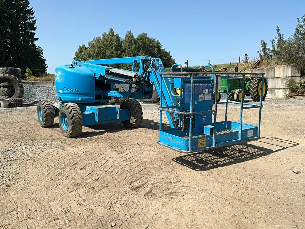 Genie 245/25J - פלטפורמה אווירית: תמונה 1 Genie 245/25J - פלטפורמה אווירית: תמונה 1