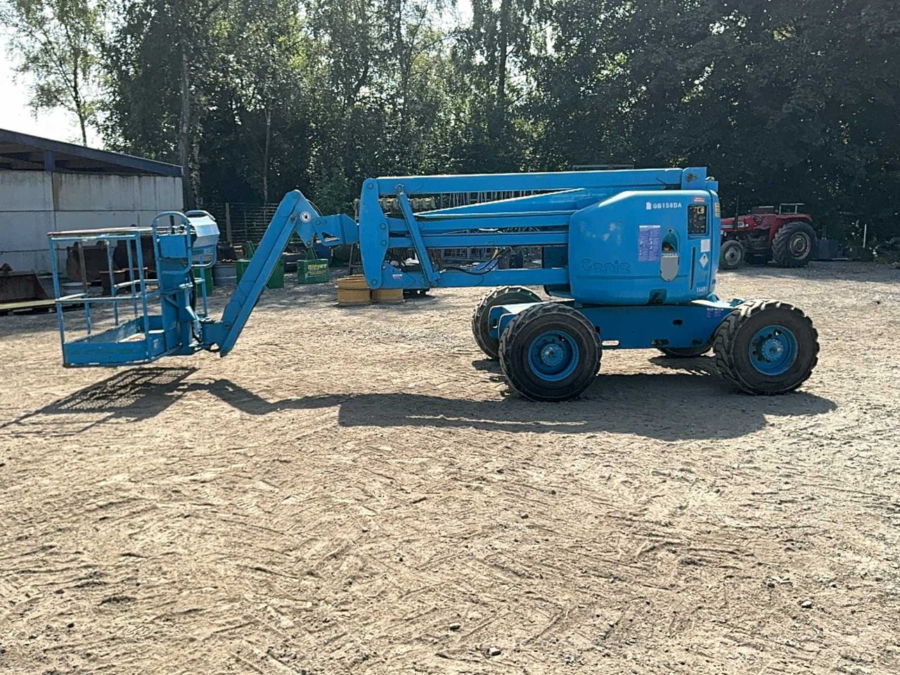 Genie 245/25J - פלטפורמה אווירית: תמונה 4 Genie 245/25J - פלטפורמה אווירית: תמונה 4