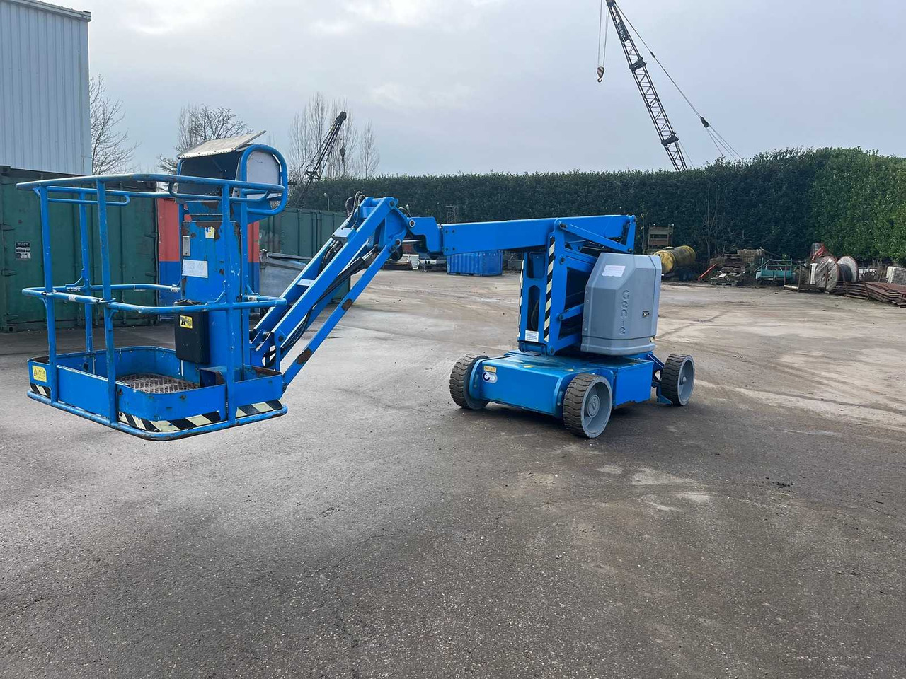 Genie Z34 / 22N - פלטפורמה אווירית: תמונה 5 Genie Z34 / 22N - פלטפורמה אווירית: תמונה 5