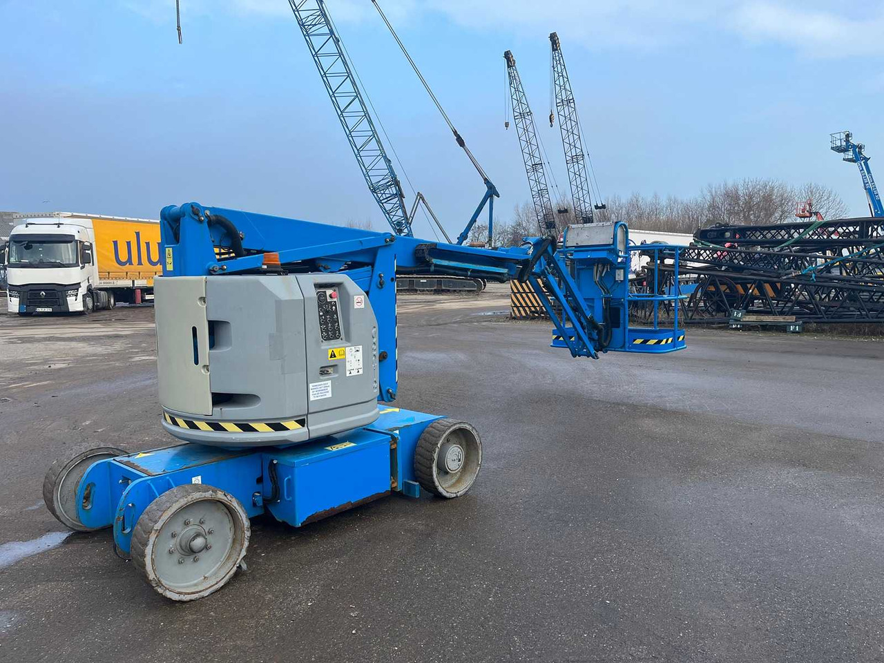 Genie Z34 / 22N - פלטפורמה אווירית: תמונה 2 Genie Z34 / 22N - פלטפורמה אווירית: תמונה 2