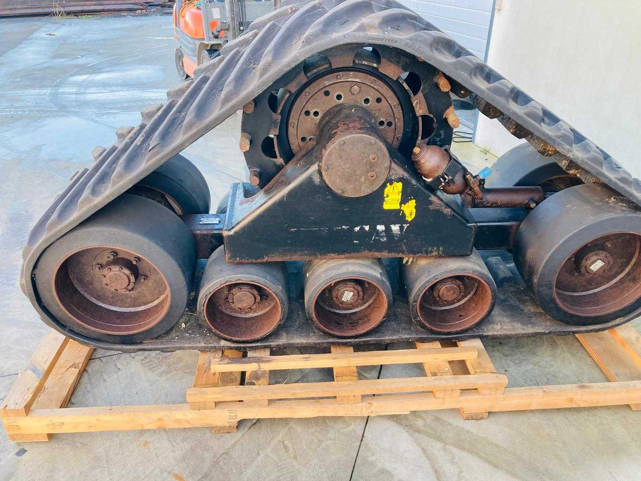 Grecav CGA-376 - גלגלים וצמיגים עבור טרקטור חקלאי: תמונה 2 Grecav CGA-376 - גלגלים וצמיגים עבור טרקטור חקלאי: תמונה 2