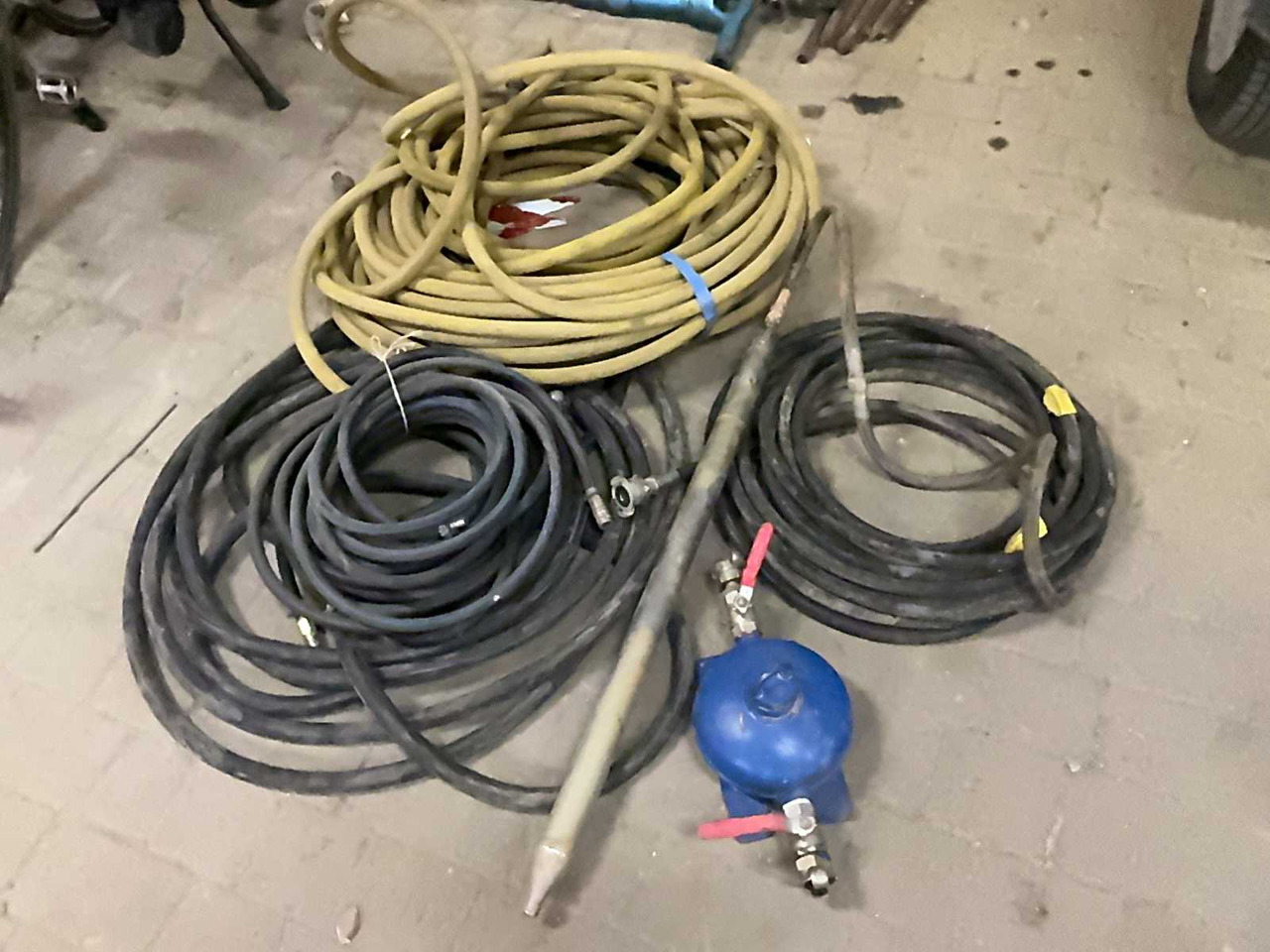 Ground drill racket - אוגר עבור מכונה חקלאית: תמונה 1 Ground drill racket - אוגר עבור מכונה חקלאית: תמונה 1
