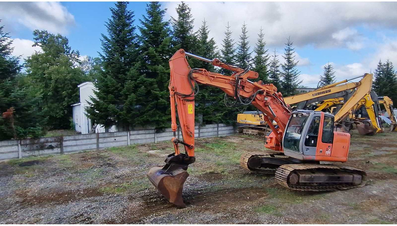 HITACHI ZX225USLC - מחפר סורק: תמונה 4 HITACHI ZX225USLC - מחפר סורק: תמונה 4