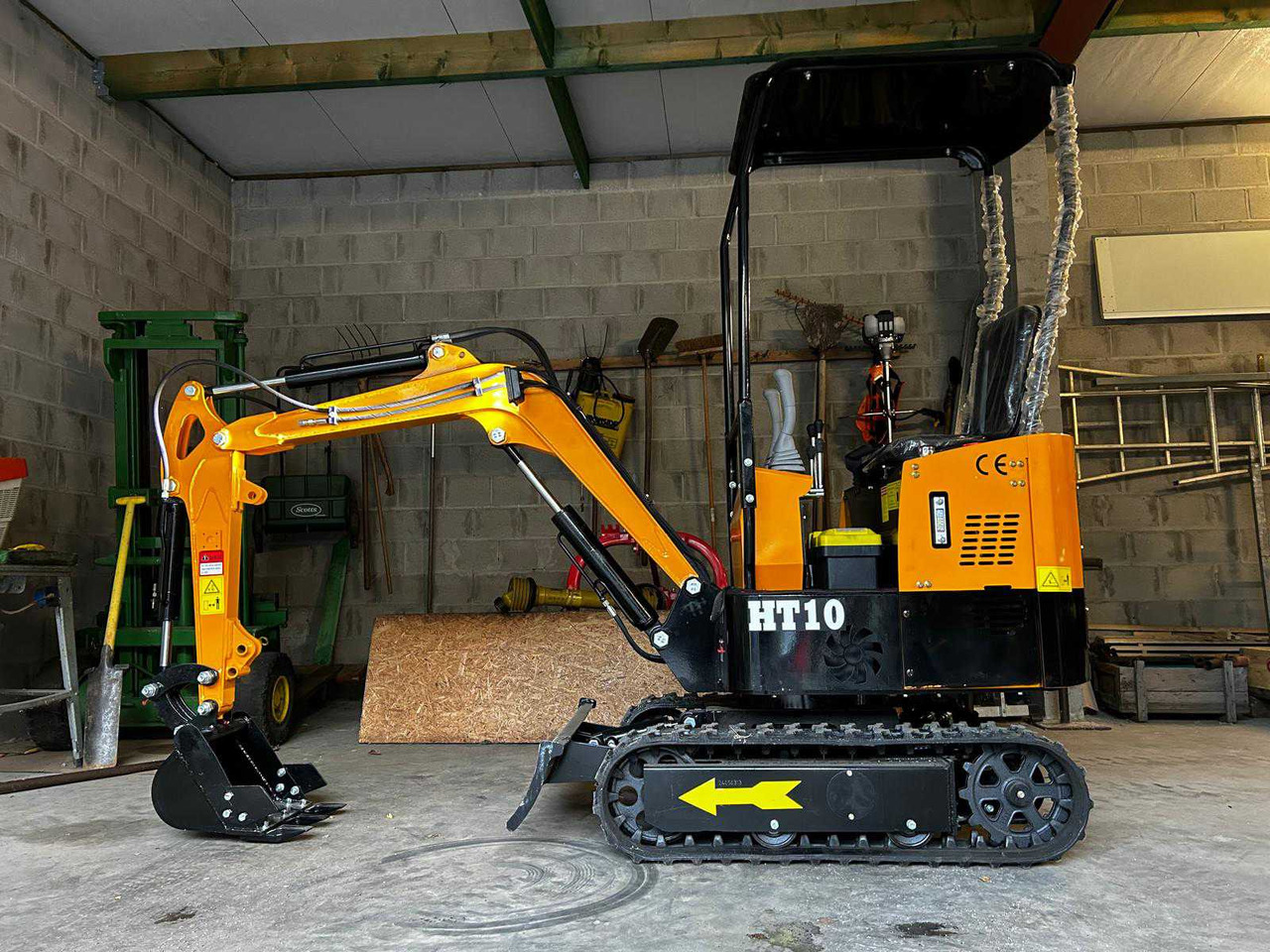 HT10 MINI EXCAVATOR 2025 - מיני מחפר: תמונה 2 HT10 MINI EXCAVATOR 2025 - מיני מחפר: תמונה 2