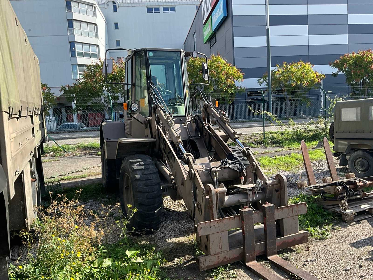 Hitachi FR 70PL Radlader mit Zubehör - מעמיס גלגלים: תמונה 3 Hitachi FR 70PL Radlader mit Zubehör - מעמיס גלגלים: תמונה 3