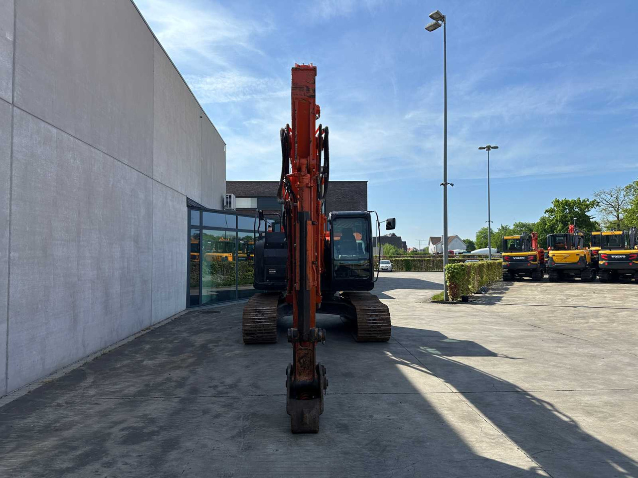 Hitachi ZX225USLC-6 - מחפר סורק: תמונה 2 Hitachi ZX225USLC-6 - מחפר סורק: תמונה 2