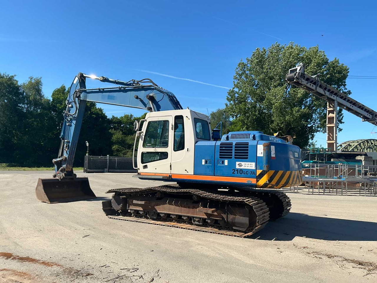 Hyundai Robex 210LC-74 - מחפר סורק: תמונה 5 Hyundai Robex 210LC-74 - מחפר סורק: תמונה 5
