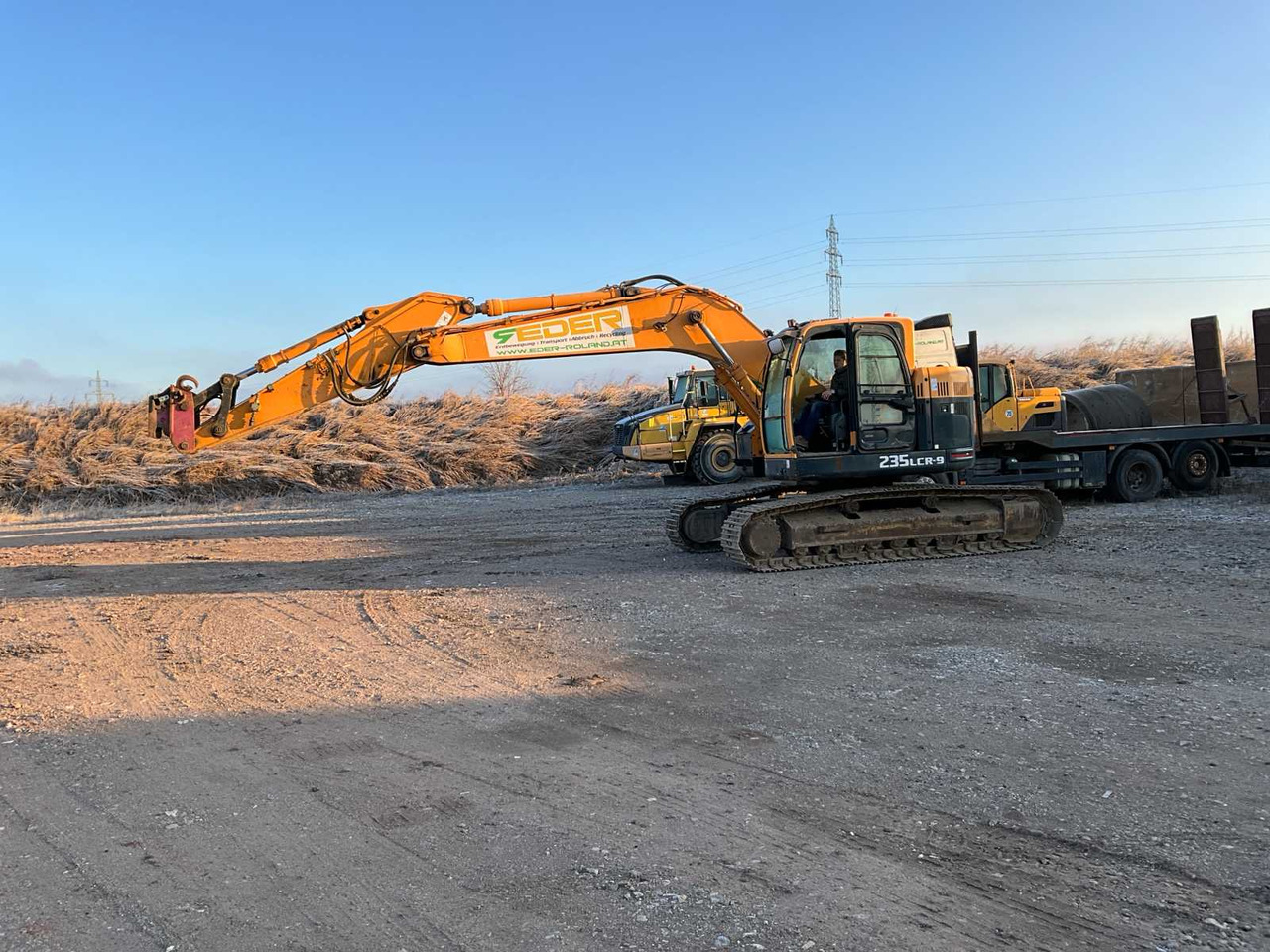 Hyundai Robex235LCR-9 - מחפר סורק: תמונה 1 Hyundai Robex235LCR-9 - מחפר סורק: תמונה 1