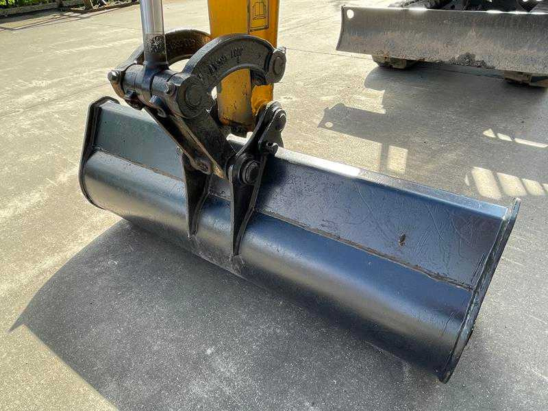 מחפר סורק JCB 15 C-1: תמונה 19