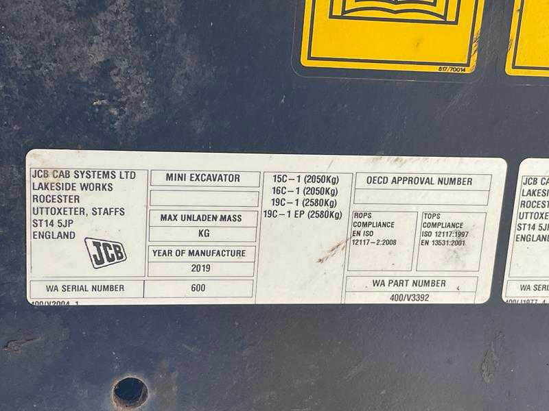 מחפר סורק JCB 15 C-1: תמונה 25