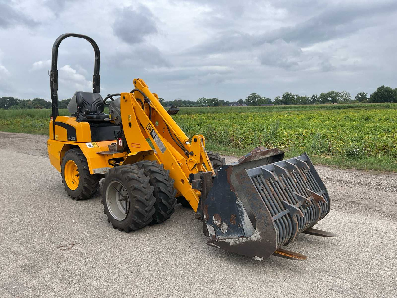 JCB 403 - מעמיס גלגלים: תמונה 2 JCB 403 - מעמיס גלגלים: תמונה 2