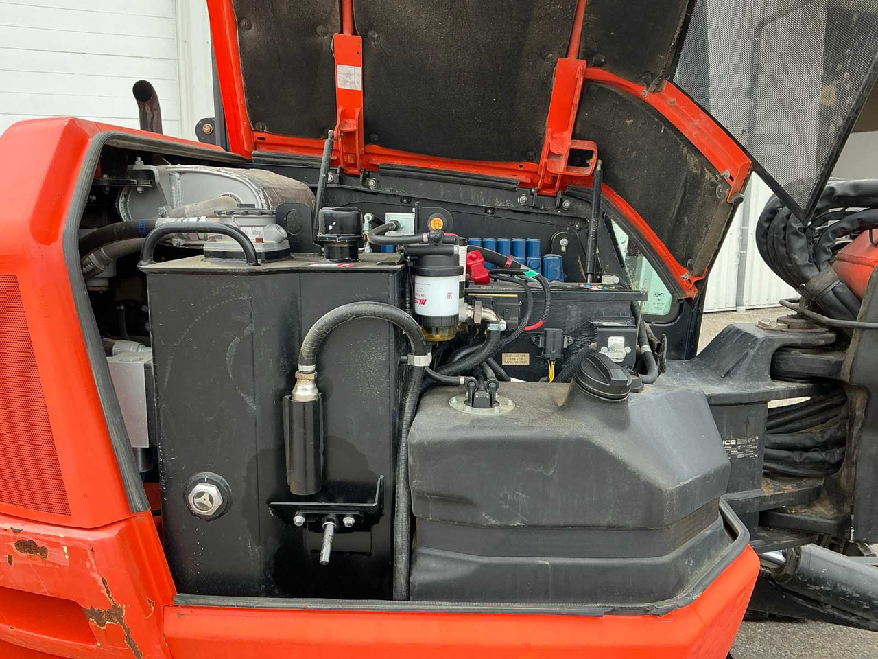 מחפר סורק JCB 86C-1TAB: תמונה 33