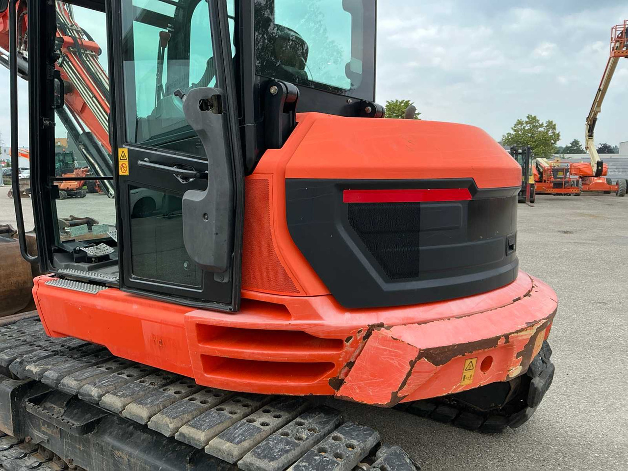 מחפר סורק JCB 86C-1TAB: תמונה 27
