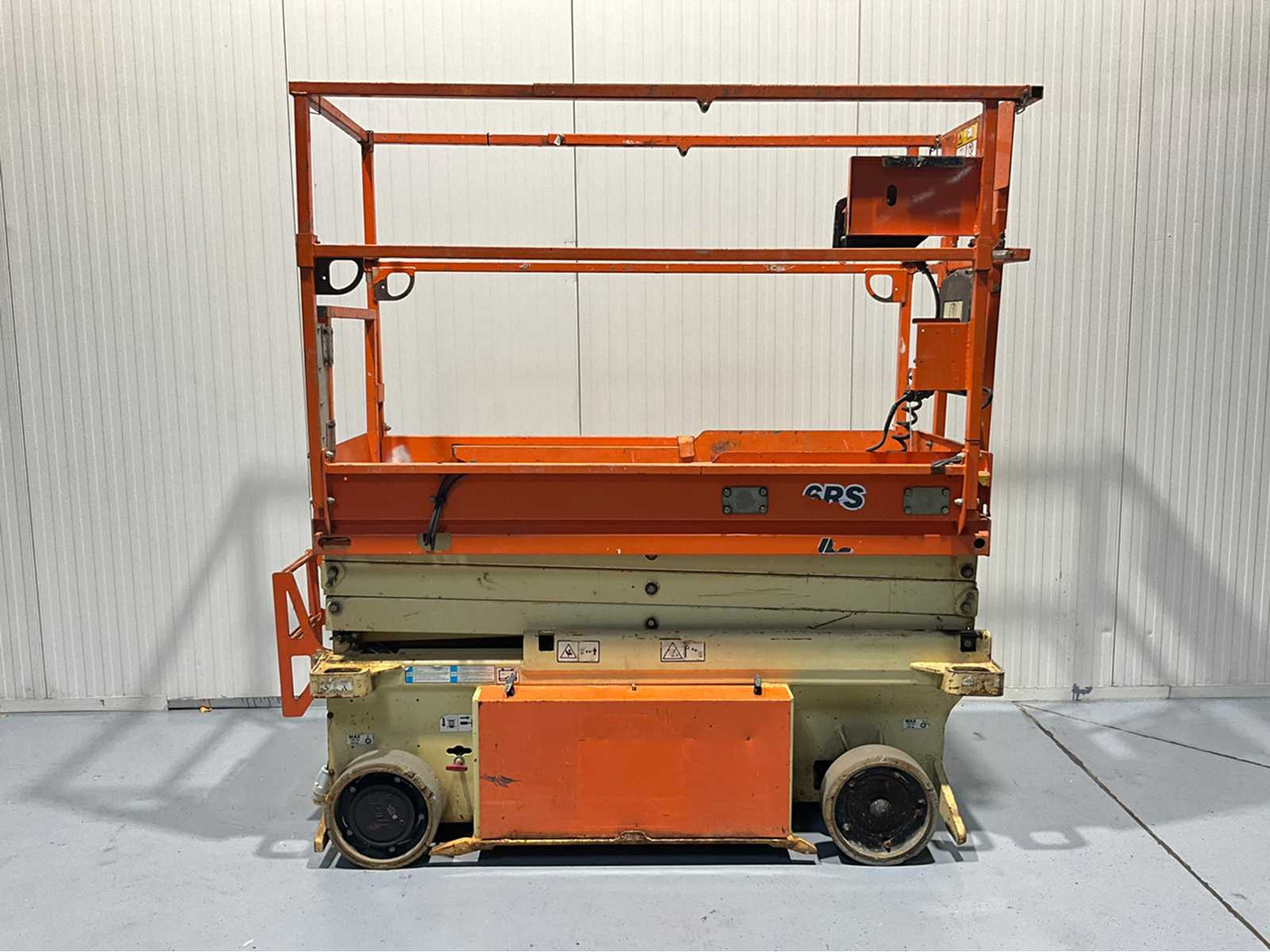 JLG -6RS - AERIAL PLATFORM, WORKING HEIGHT 7.8M, EXTENDABLE TO 2.55M - 382 HOURS - פלטפורמה אווירית: תמונה 2 JLG -6RS - AERIAL PLATFORM, WORKING HEIGHT 7.8M, EXTENDABLE TO 2.55M - 382 HOURS - פלטפורמה אווירית: תמונה 2