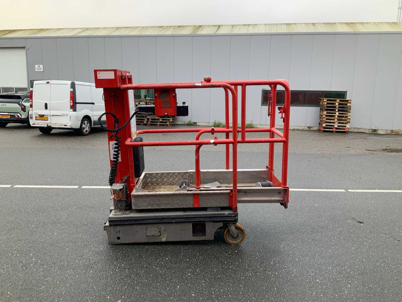 JLG POWER TOWER NANO SP PLUS AERIAL WORK PLATFORM - פלטפורמה אווירית: תמונה 5 JLG POWER TOWER NANO SP PLUS AERIAL WORK PLATFORM - פלטפורמה אווירית: תמונה 5