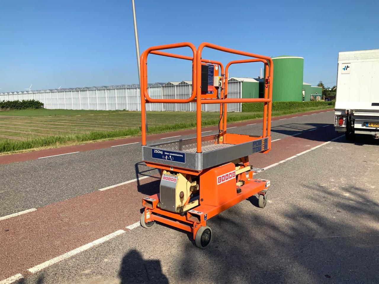JLG Power Tower - פלטפורמה אווירית: תמונה 4 JLG Power Tower - פלטפורמה אווירית: תמונה 4