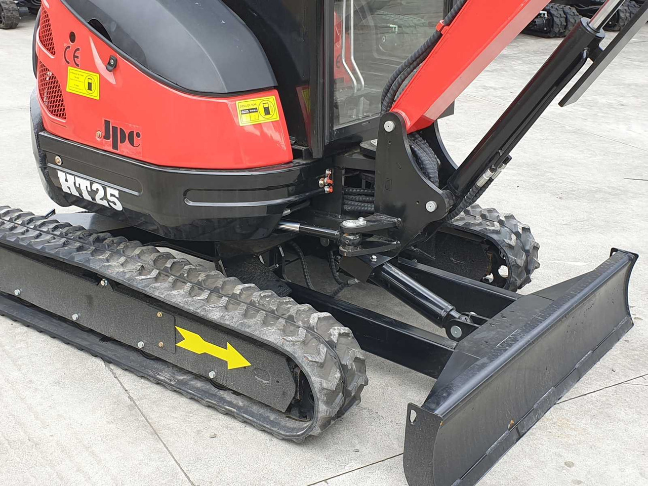 מיני מחפר JPC HT25 MINI EXCAVATOR: תמונה 8