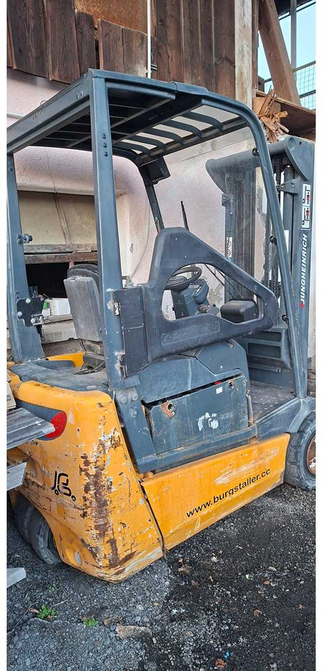 JUNGHEINRICH - EFG 218K - 2006 - FORKLIFT - מלגזה: תמונה 2 JUNGHEINRICH - EFG 218K - 2006 - FORKLIFT - מלגזה: תמונה 2