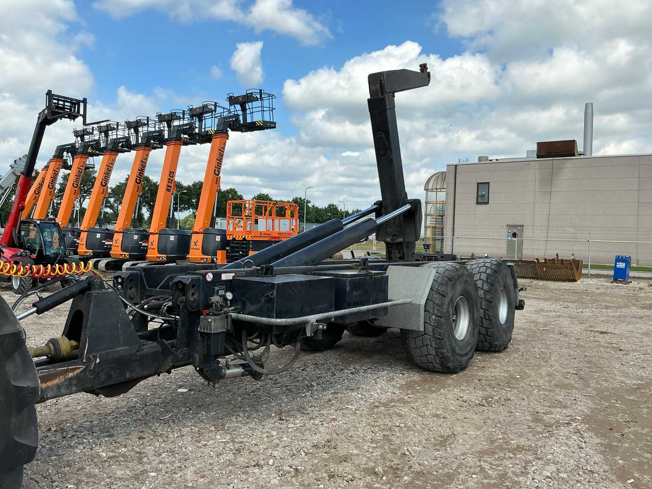 Jako 30 ton - מסיר פסולת/ קרון נגרר חקלאי: תמונה 1 Jako 30 ton - מסיר פסולת/ קרון נגרר חקלאי: תמונה 1