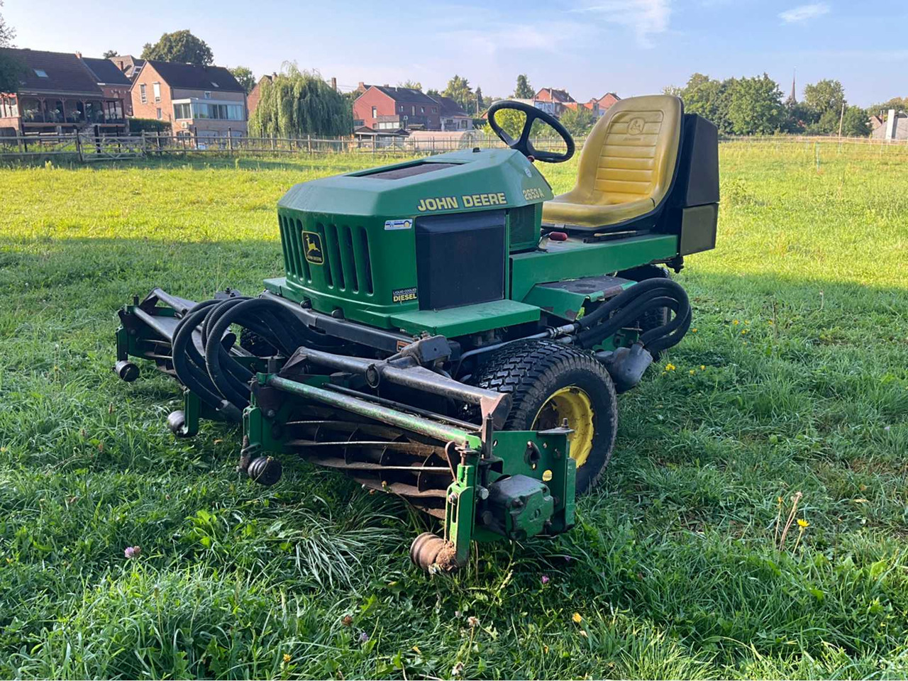 John Deere 2653A - מכסחת גינה: תמונה 1 John Deere 2653A - מכסחת גינה: תמונה 1