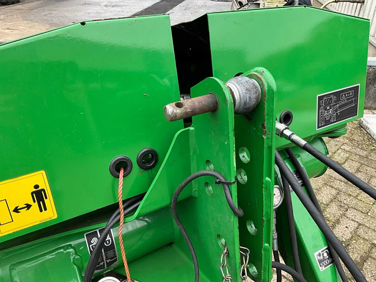 John Deere 331 - מכסחת תבואה/ עשבים: תמונה 4 John Deere 331 - מכסחת תבואה/ עשבים: תמונה 4