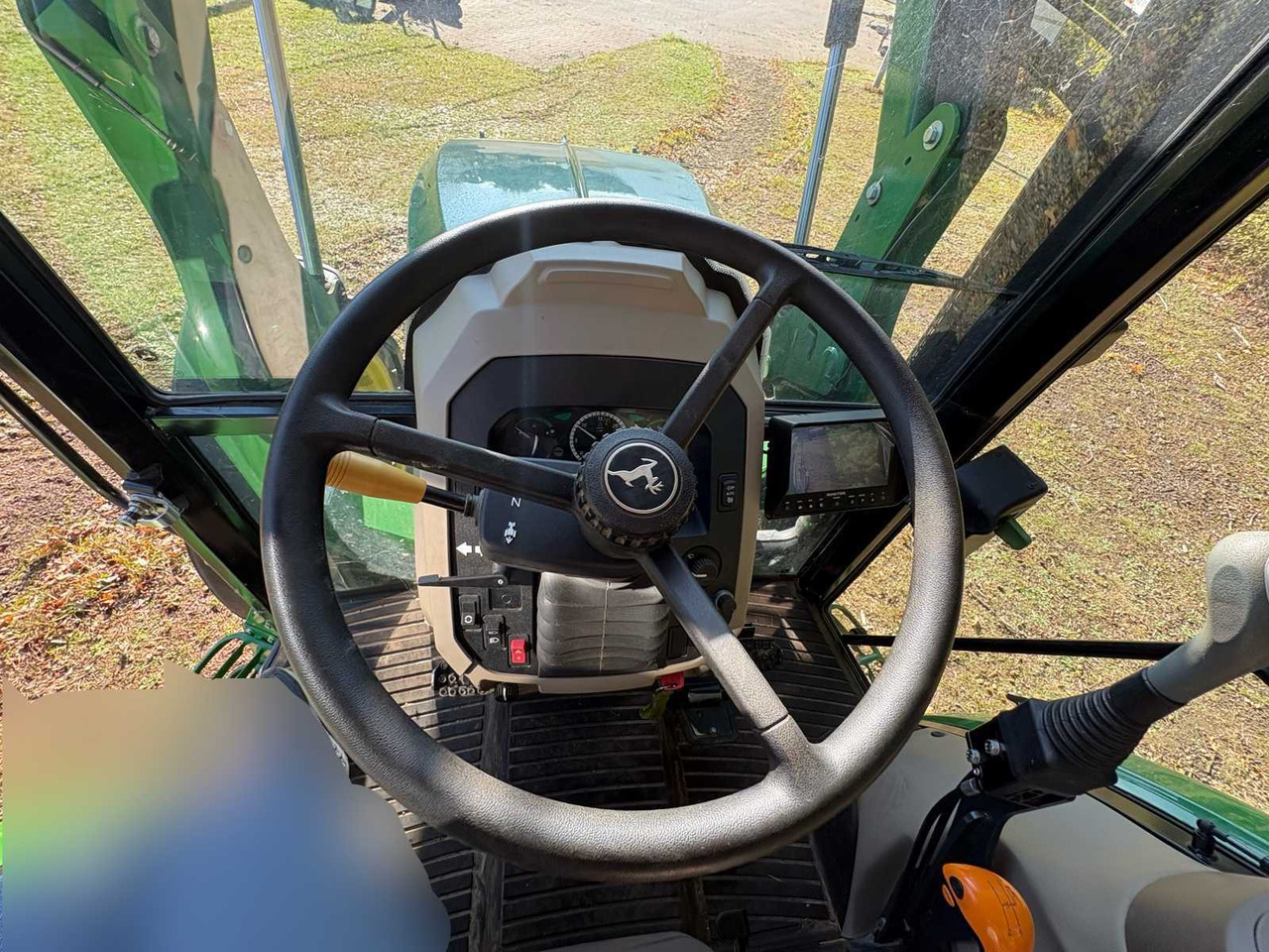 John Deere 5075E mit Stoll Frontlader Solid 35-18.1P - טרקטור חקלאי: תמונה 4 John Deere 5075E mit Stoll Frontlader Solid 35-18.1P - טרקטור חקלאי: תמונה 4