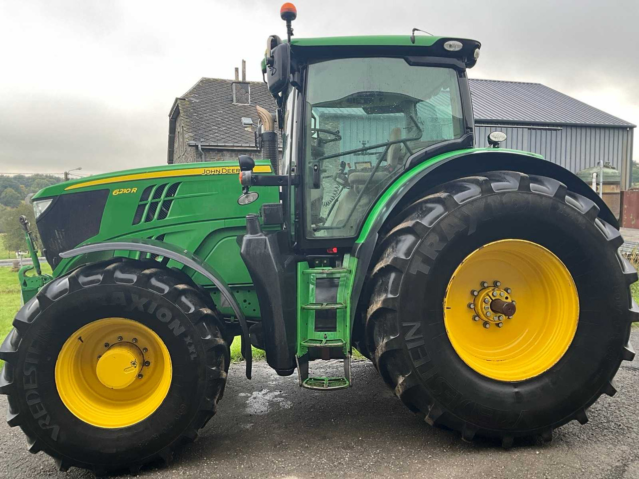 John Deere 6210r - טרקטור חקלאי: תמונה 2 John Deere 6210r - טרקטור חקלאי: תמונה 2