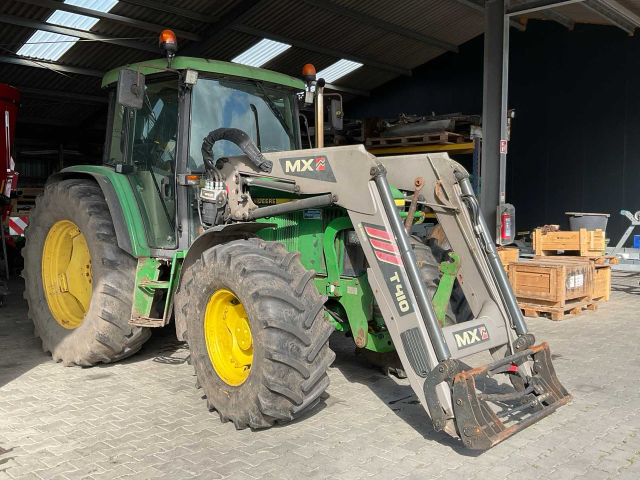 John Deere 6310 - טרקטור חקלאי: תמונה 2 John Deere 6310 - טרקטור חקלאי: תמונה 2
