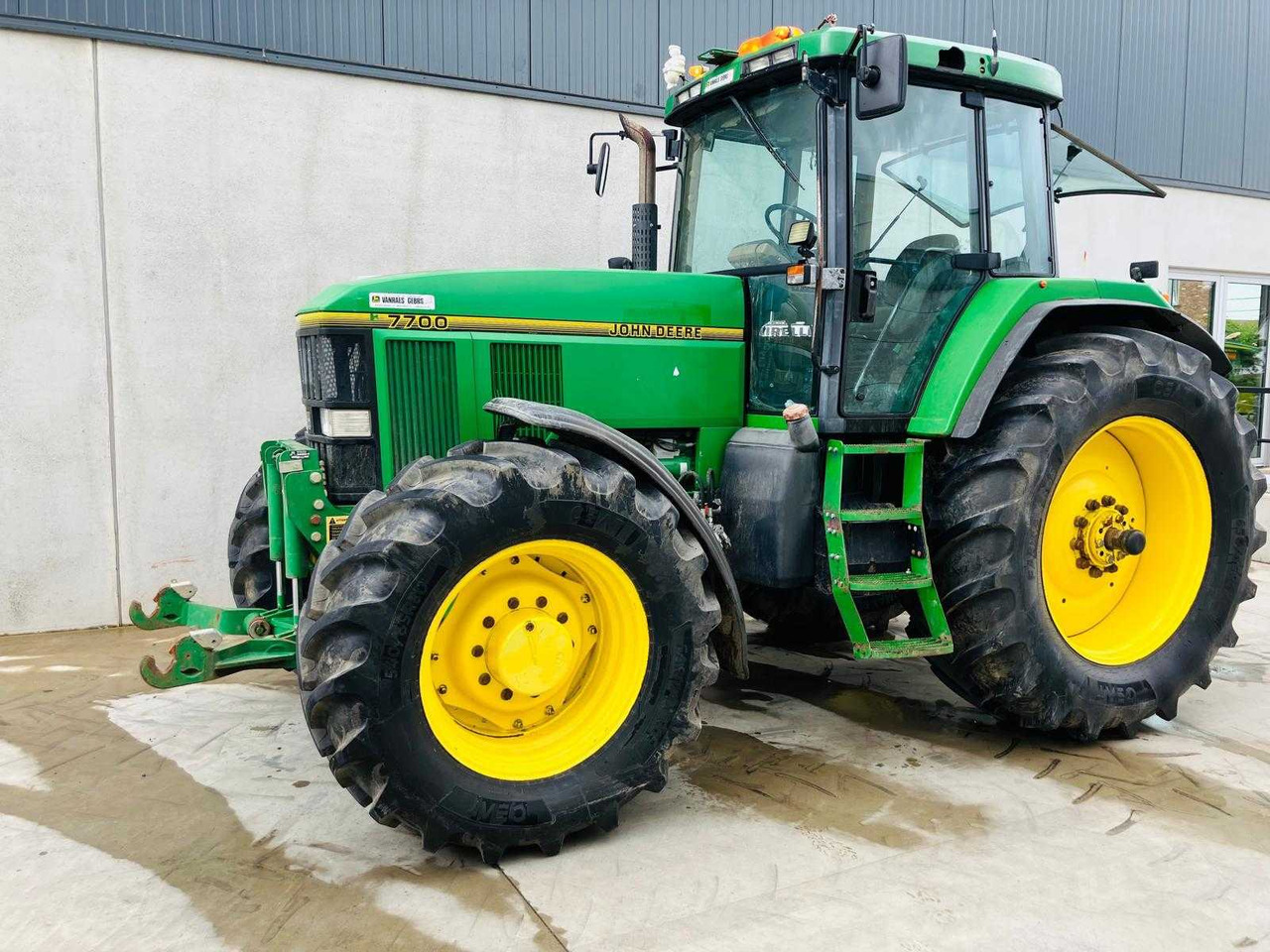 John Deere 7700 - טרקטור חקלאי: תמונה 4 John Deere 7700 - טרקטור חקלאי: תמונה 4