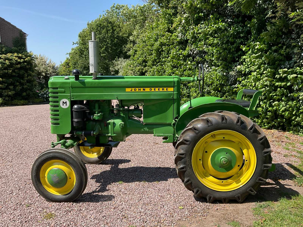 John Deere M - טרקטור חקלאי: תמונה 2 John Deere M - טרקטור חקלאי: תמונה 2