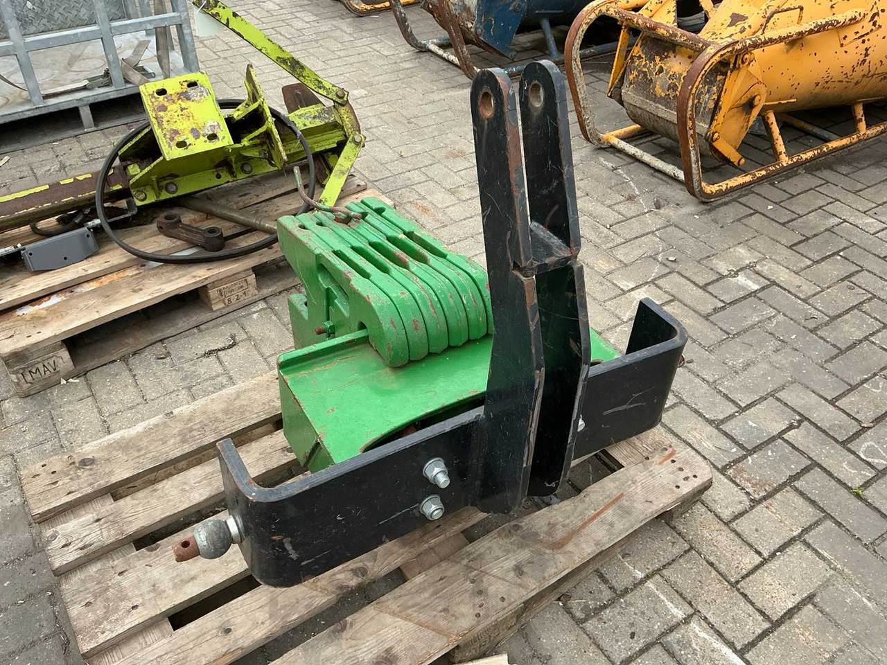 John Deere - טרקטור חקלאי: תמונה 3 John Deere - טרקטור חקלאי: תמונה 3