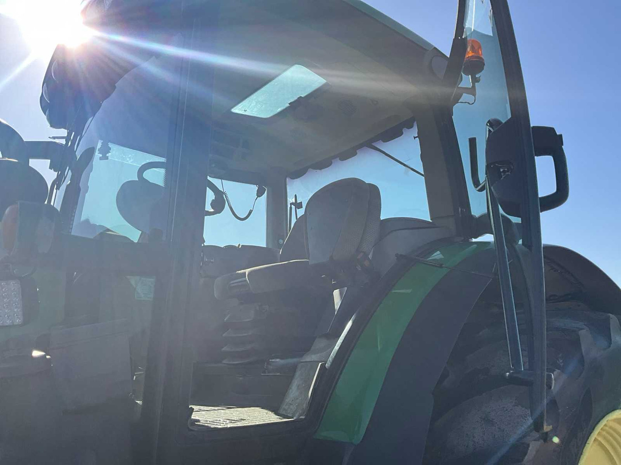 טרקטור חקלאי John deere 6170 R: תמונה 30