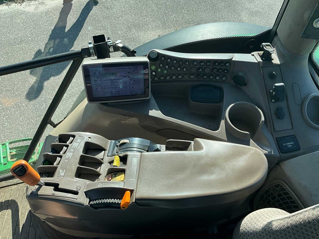 טרקטור חקלאי John deere 6170 R: תמונה 35