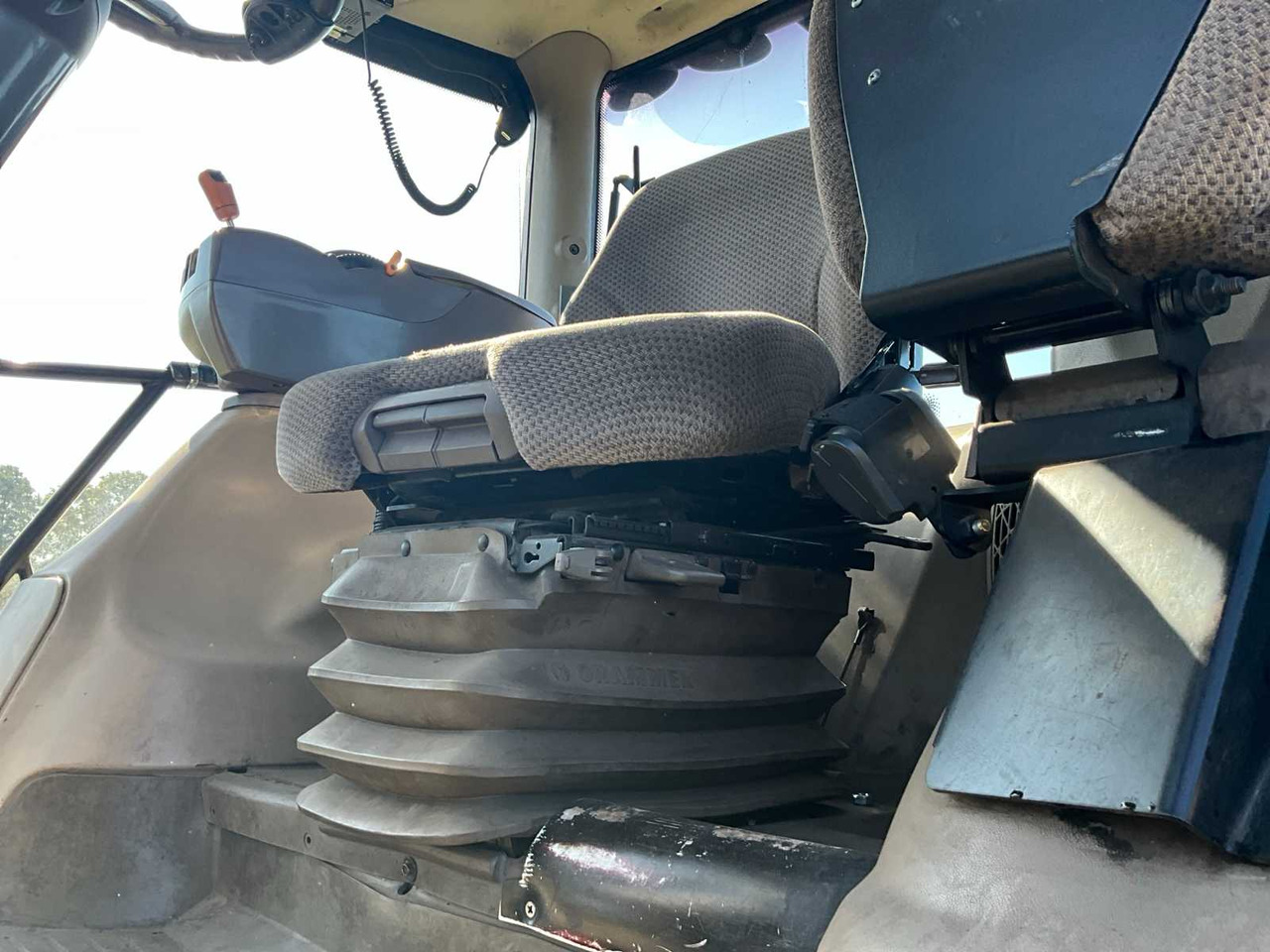 טרקטור חקלאי John deere 6170 R: תמונה 40